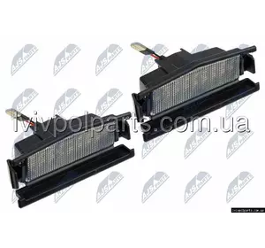 Лампа підсвітка номерного знаку Mazda 2 Mk3(Dj/Dl) 2016-2022, Mx-5 2016-2022, Код OE D09H51270A Лампа підсвітка номерного знаку Mazda 2 Mk3(Dj/Dl) 2016-2022, Mx-5 2016-2022, Код OE D09H51270A