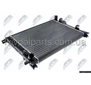 Радіатор охолодження двигуна OE код 214100078R Renault Captur I (J5,H5) 13-, Clio Iv (Bh) 12-21, Dacia Duster (Hm)17- Радіатор охолодження двигуна OE код 214100078R Renault Captur I (J5,H5) 13-, Clio Iv (Bh) 12-21, Dacia Duster (Hm)17-