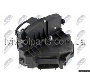 Привід центрально замка задній OE код BE8Z5426412B Ford Fiesta 2012-/Правий/ Привід центрально замка задній OE код BE8Z5426412B Ford Fiesta 2012-/Правий/