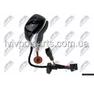 Ручка перемикання АКПП хром матовий підсвітка біла OE  Vw Golf VI 2008-,Golf VII 2013-,Golf Plus 2005-,Passat B8 2014-,Skoda Superb 2015-,OctaVIa III 2012-,Seat Leon 2012-,Ibiza 2017- Ручка перемикання АКПП хром матовий підсвітка біла OE  Vw Golf VI 2008-,Golf VII 2013-,Golf Plus 2005-,Passat B8 2014-,Skoda Superb 2015-,OctaVIa III 2012-,Seat Leon 2012-,Ibiza 2017-