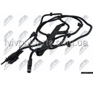 Патрубок ADBLUE OE код 7P6131984C Vw Touareg 3.0Tdi 2010- Патрубок ADBLUE OE код 7P6131984C Vw Touareg 3.0Tdi 2010-